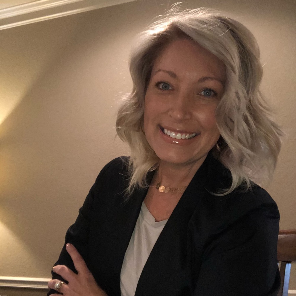 Meet your Posher, Lisa